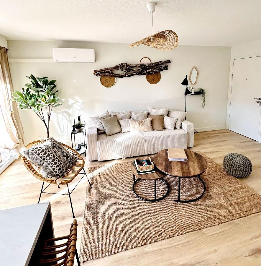 Апартаменты Modern 1 Bdr + Balcony + Free Parking + Ac + Pool Л'Иль-д'Або Экстерьер фото
