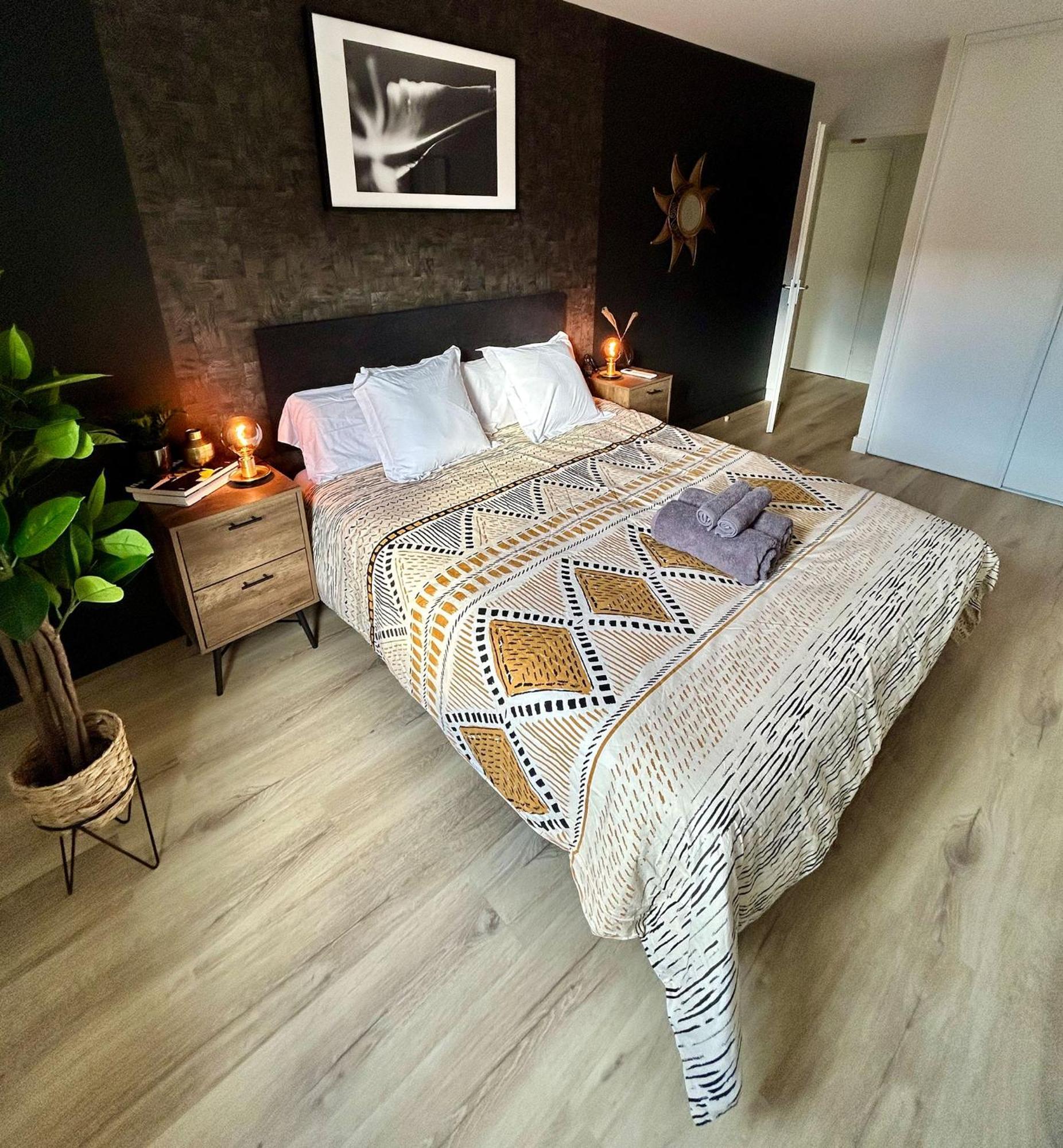 Апартаменты Modern 1 Bdr + Balcony + Free Parking + Ac + Pool Л'Иль-д'Або Экстерьер фото
